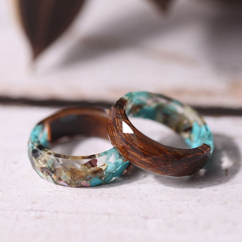 Anello con orchidea in legno Marie-Caley