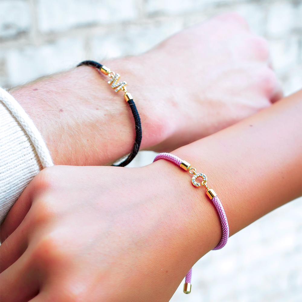 Bracciale Unisex con Corda Regolabile e Lettera Iniziale - Halimah