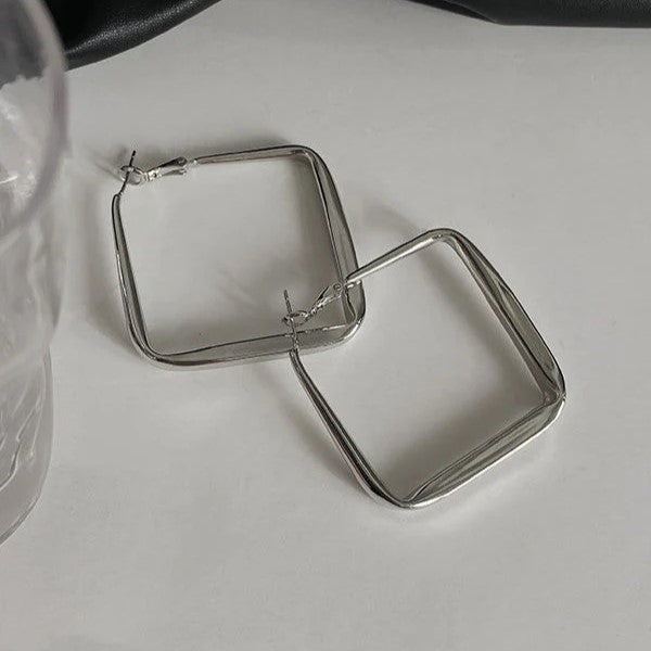 Orecchini a cerchio quadrati - Cyra