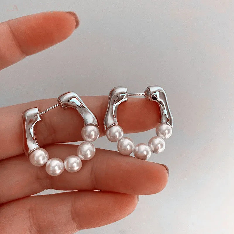 Orecchini a cerchio con perle - Amaya