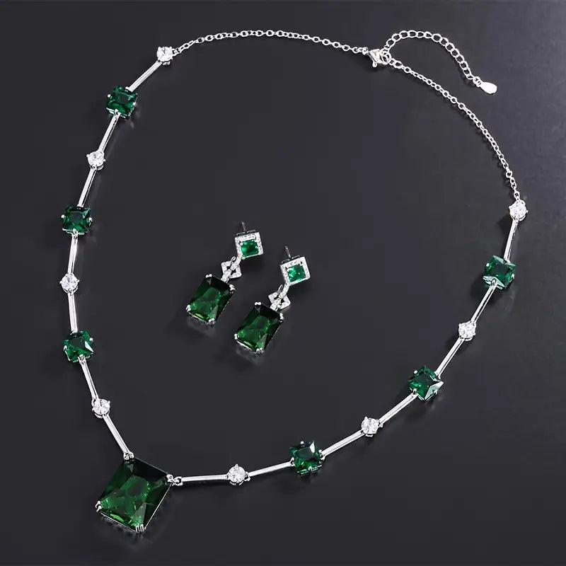 Set collana e orecchini in argento con cristalli verdi - Veralyn