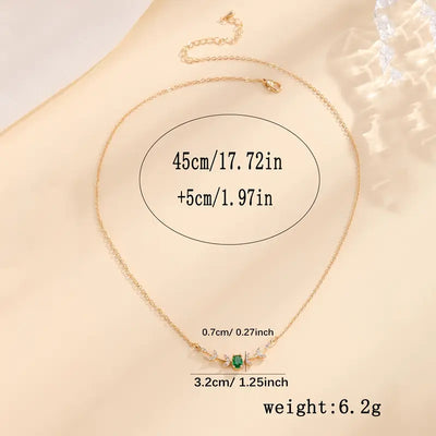 Collana dorata con pendente di cristallo verde - Liorna