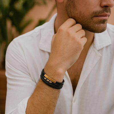 Bracciale da uomo in pelle vegana intrecciata con dettagli metallici scuri - Daren