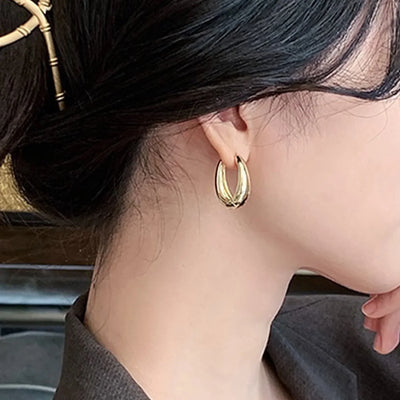 Orecchini a cerchio Bolt - Giada