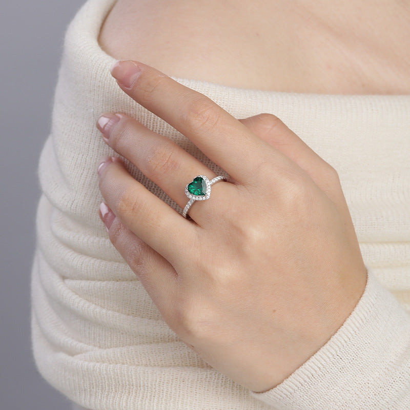 Anello argento con pietra verde a cuore - Ginevra