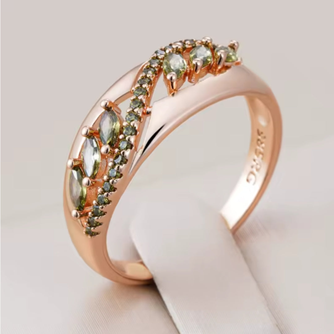 Elegante anello in cristallo d'oliva - Nalani