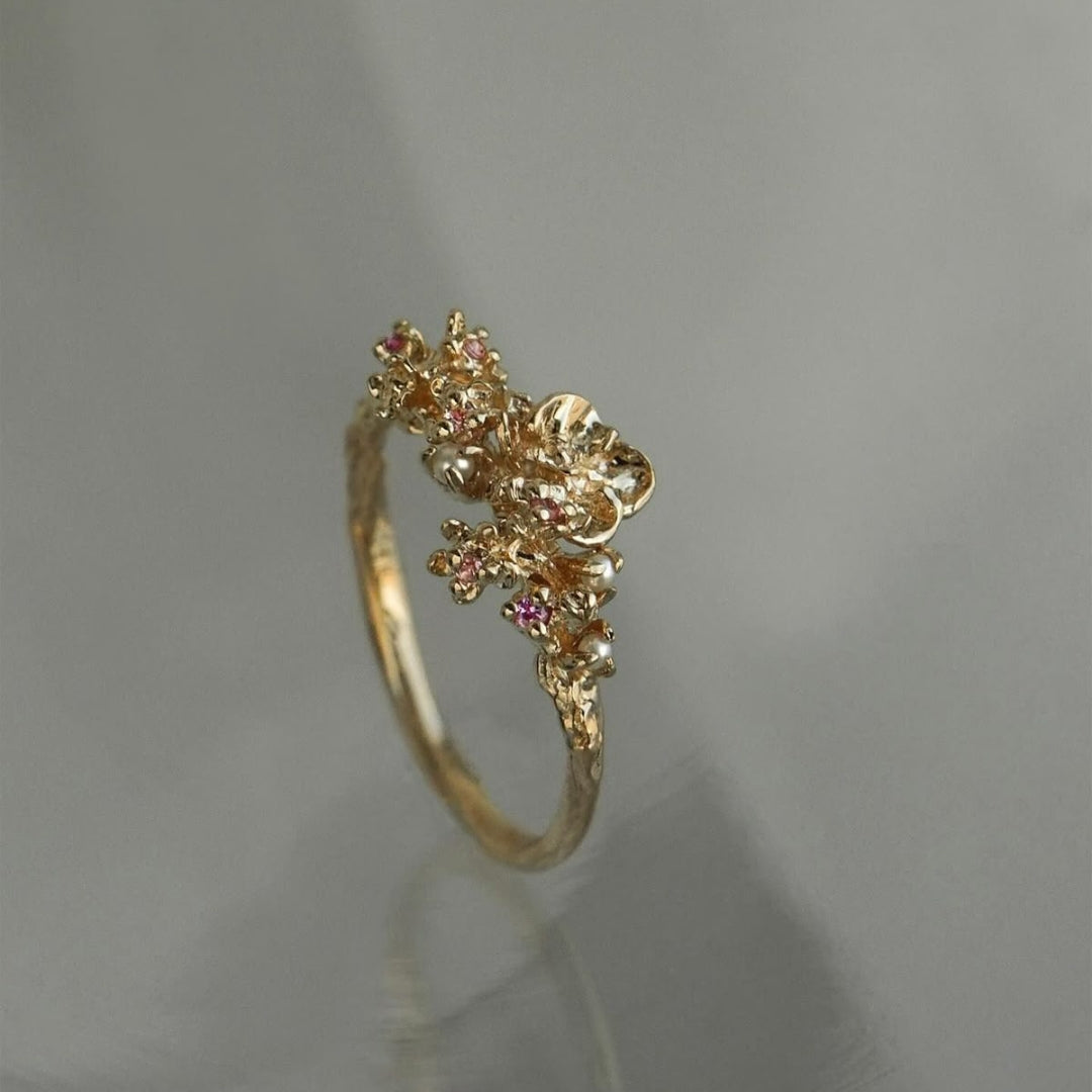 Elegante anello forgiato in oro - Leila