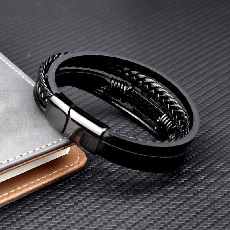 Bracciale da uomo in pelle intrecciata con croce in acciaio inossidabile - Sentinel