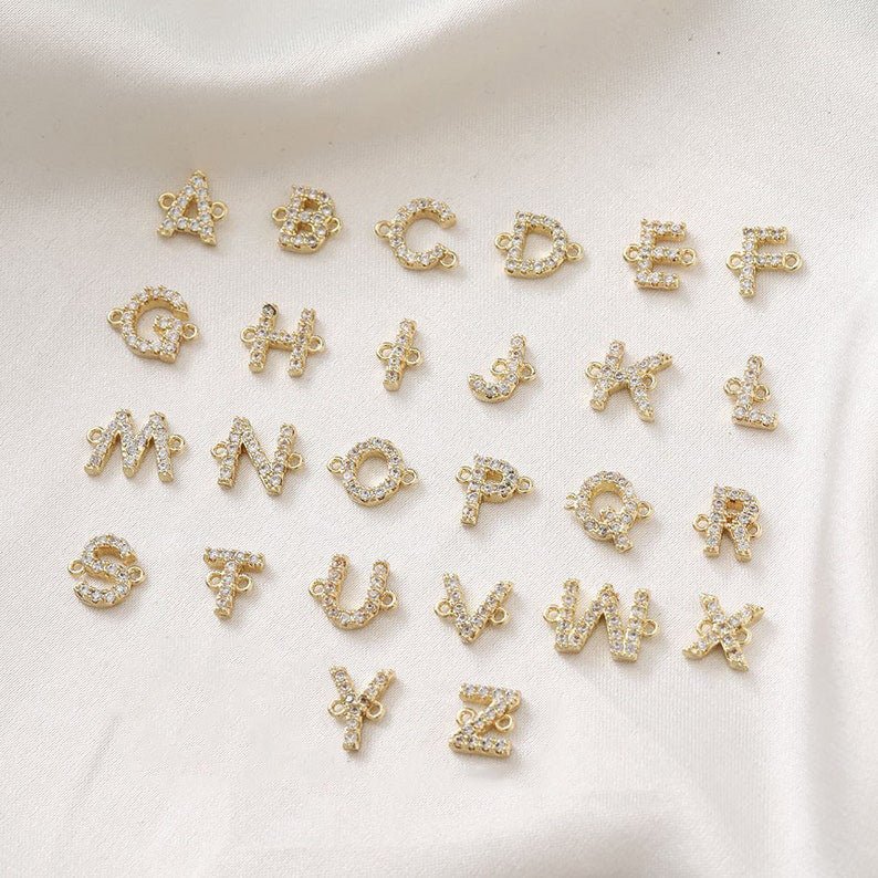 Ciondolo Iniziale con Zirconi per Bracciale o Collana - Beatrice