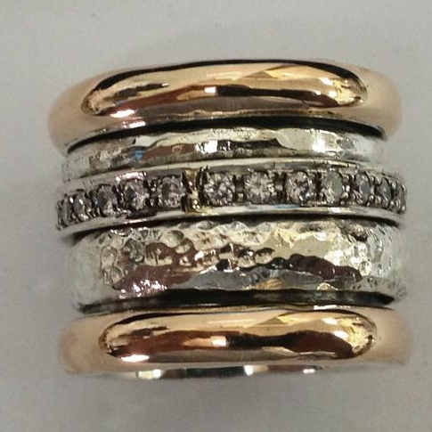 Anello d'oro spesso in stile vintage