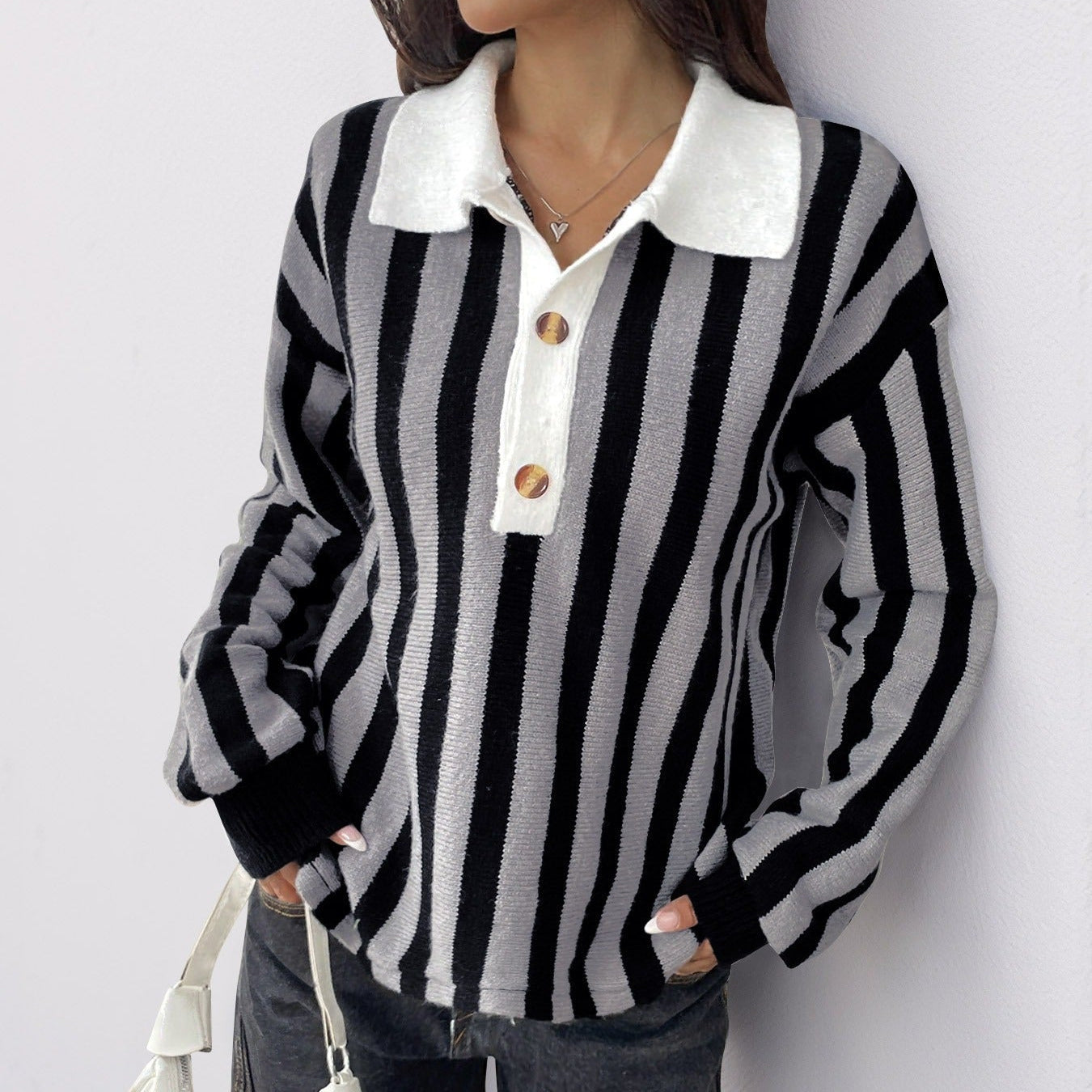 Maglia a collo alto a righe verticali da donna - Mirea