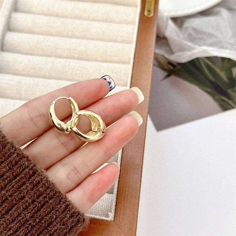 Orecchini a lobo classici - Elara