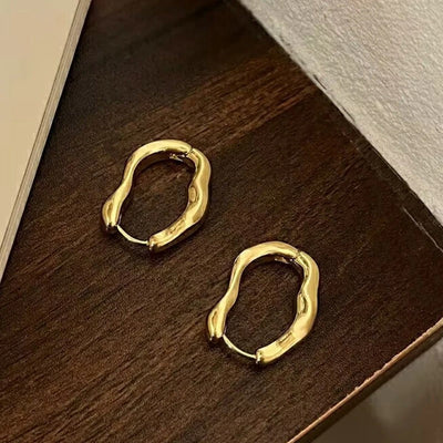 Orecchini a cerchio a flusso organico - Floriana